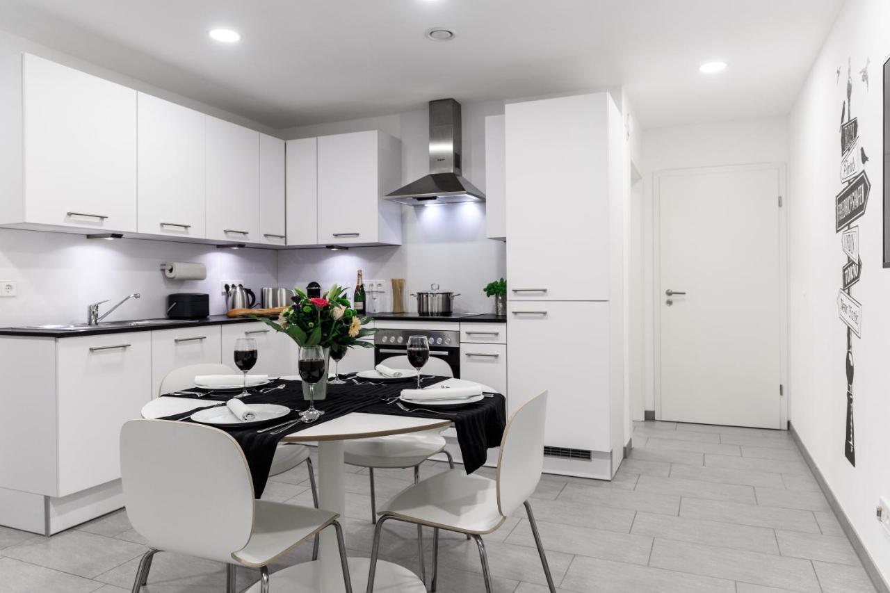 Auszeit Apartment Westend フリードリヒスハーフェン エクステリア 写真